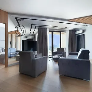 https://elite-apartments-tarasy-batyku.sopothotels.com