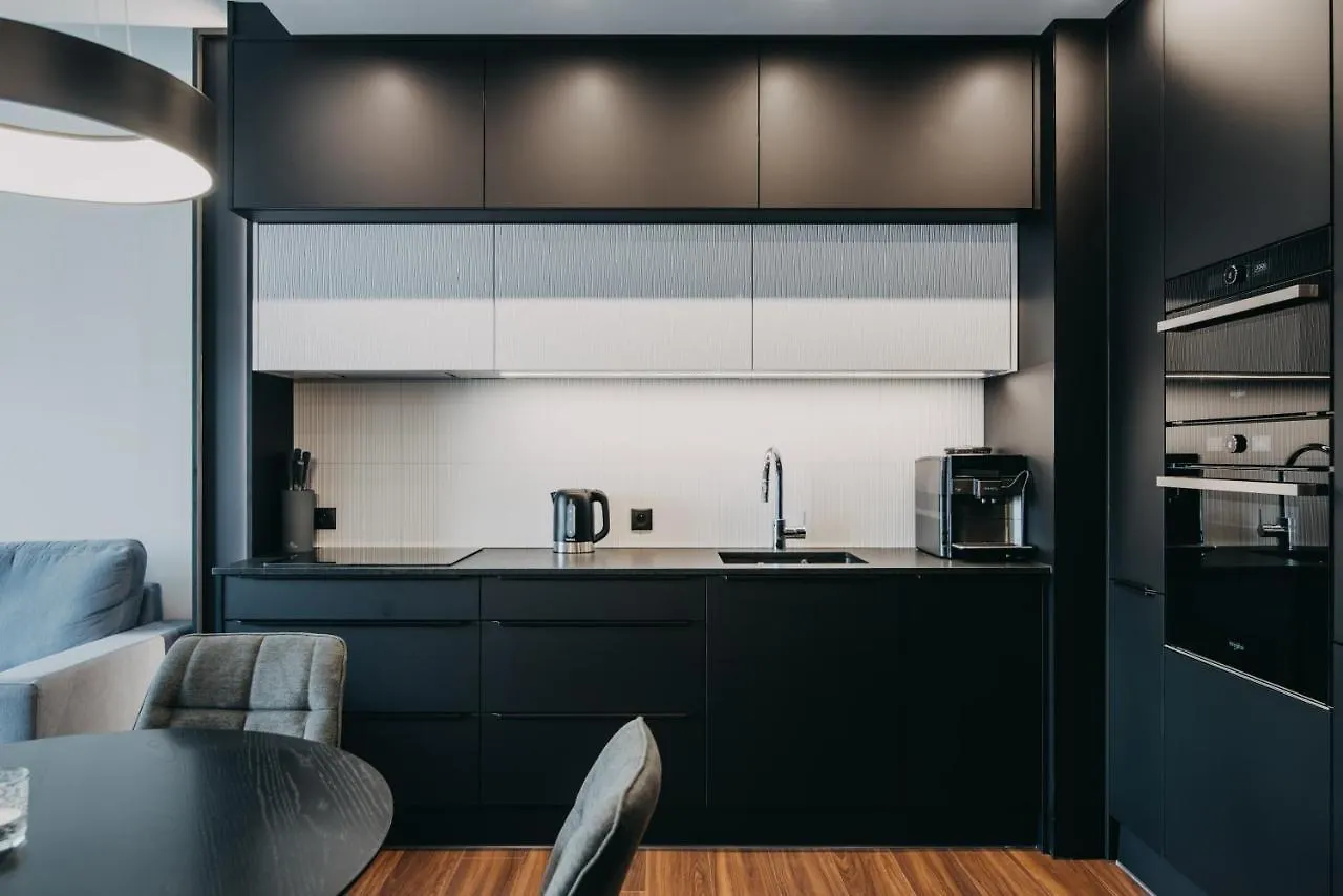 Black&White Bukowska18 B Apartment With Balcony And Garage Poznan 0*,